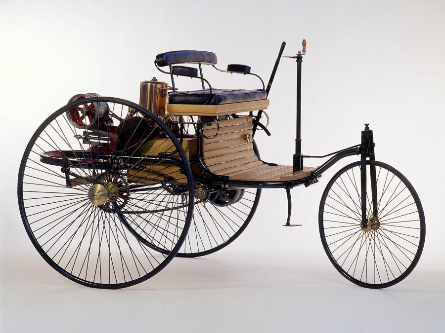  Benz Patent Motorwagen Typ I 1885 года  (фото 13 из 25)